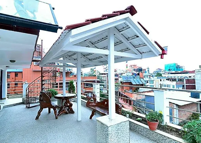 M Square Hotel