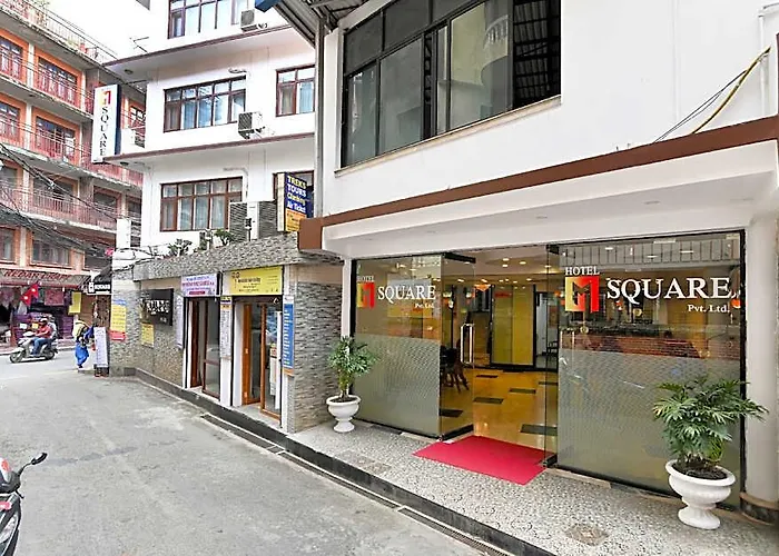 M Square Hotel 3*